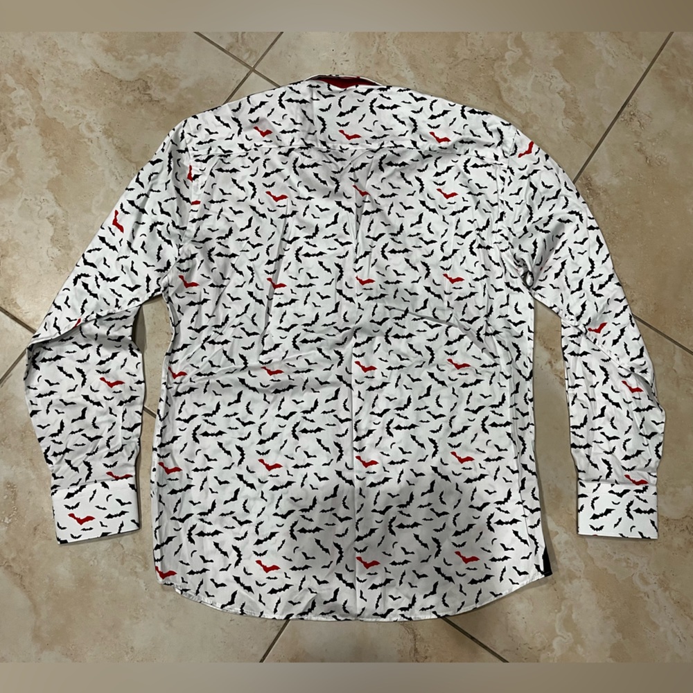 *NEW* MacZoo Long Sleeve Button Up Shirt (Red/Black Bat Print) (Size L) - Picture 3 of 5